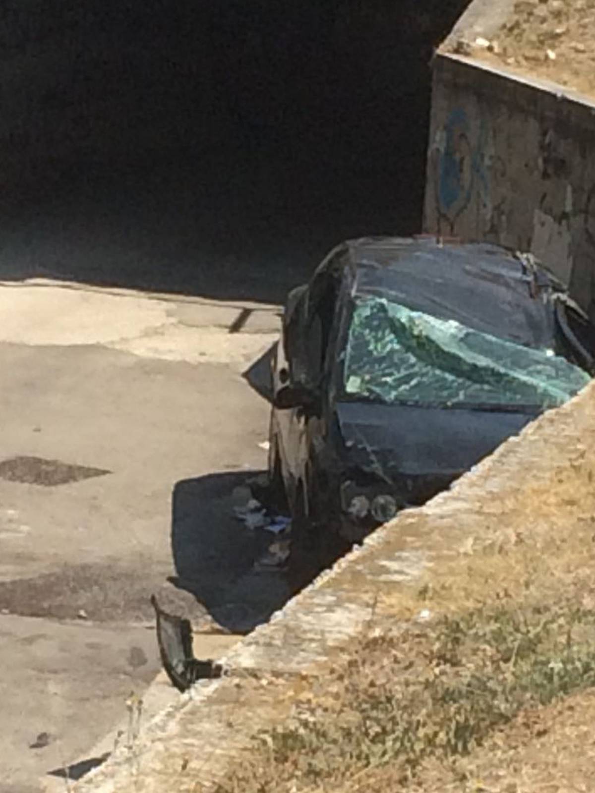 Strašne scene iz Splita: Vozača krvavog izvlačili iz automobila