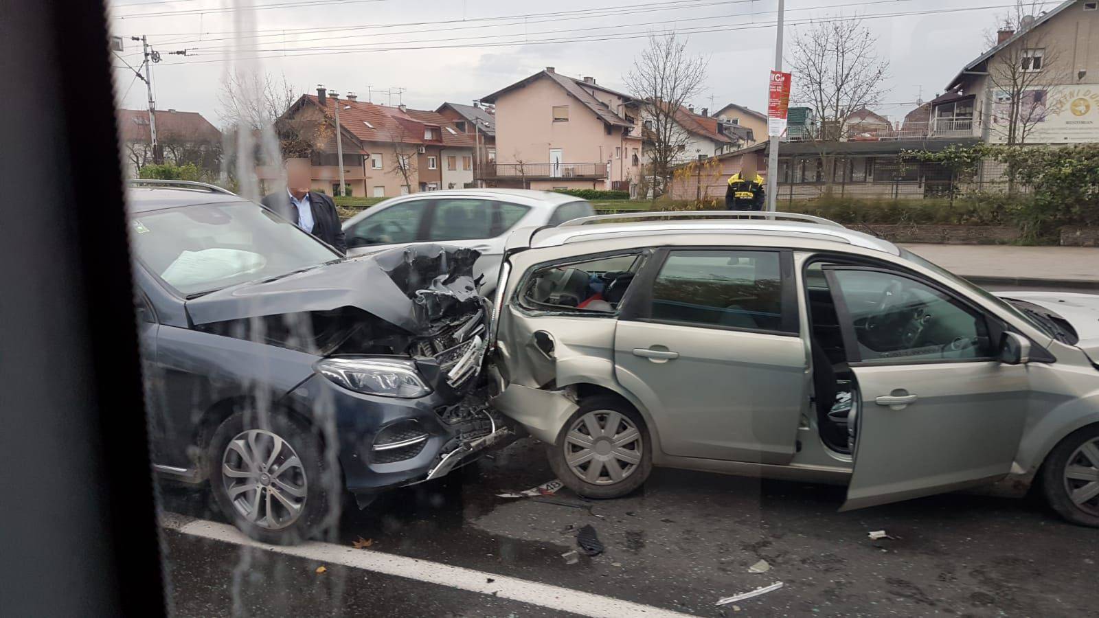 Lančani sudar u Zagrebu: 'Baš je bilo gadno, tamo uvijek jure'