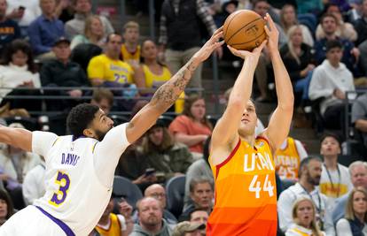 Bogdanović se resetirao protiv Jamesa i Lakersa, ali ne i Utah