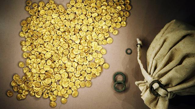 Gold treasure of the Celts stolen from museum