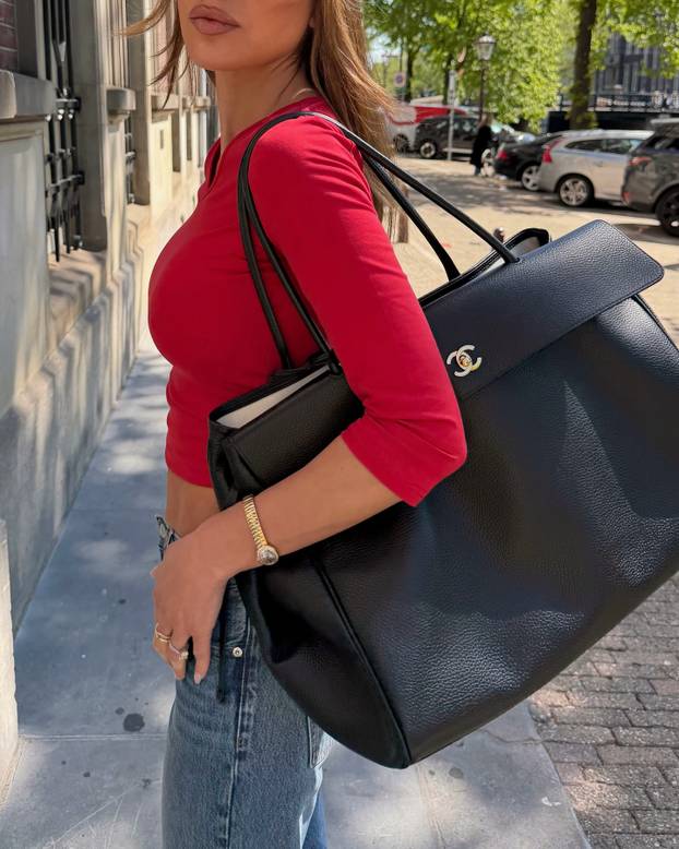 Zbog seksi izgleda je postala prava senzacija: Njezina kosa je njezin zaštitni znak