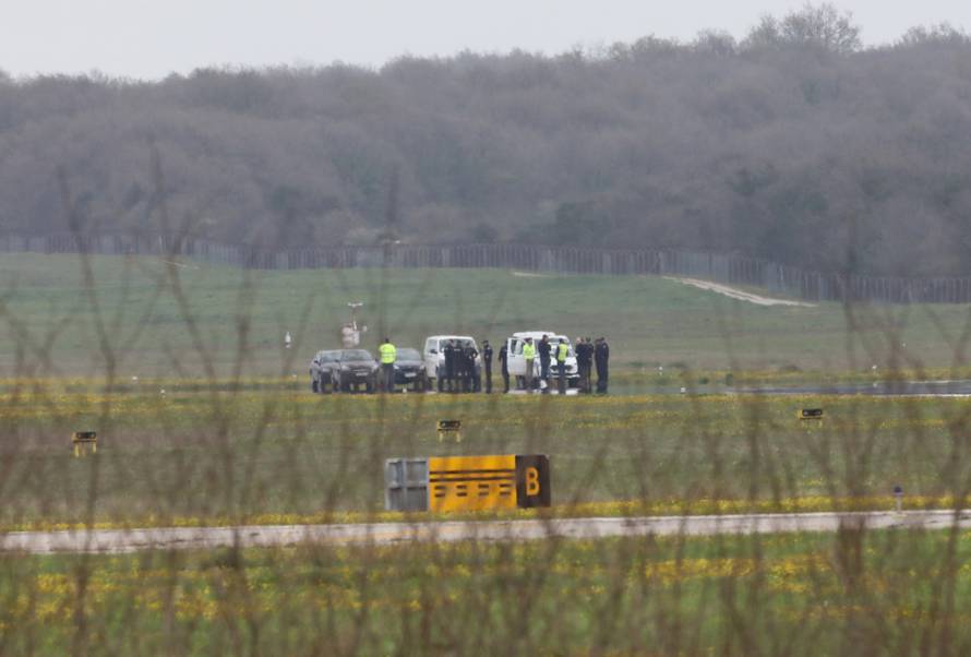 U Puli pao mali avion, dvoje ljudi poginulo