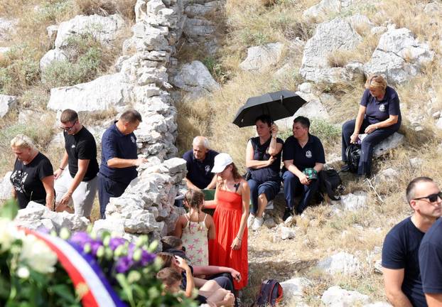Šibenik:Na Kornatima obilježena 19. godišnjica tragedije u kojoj je poginulo 12 vatrogasaca