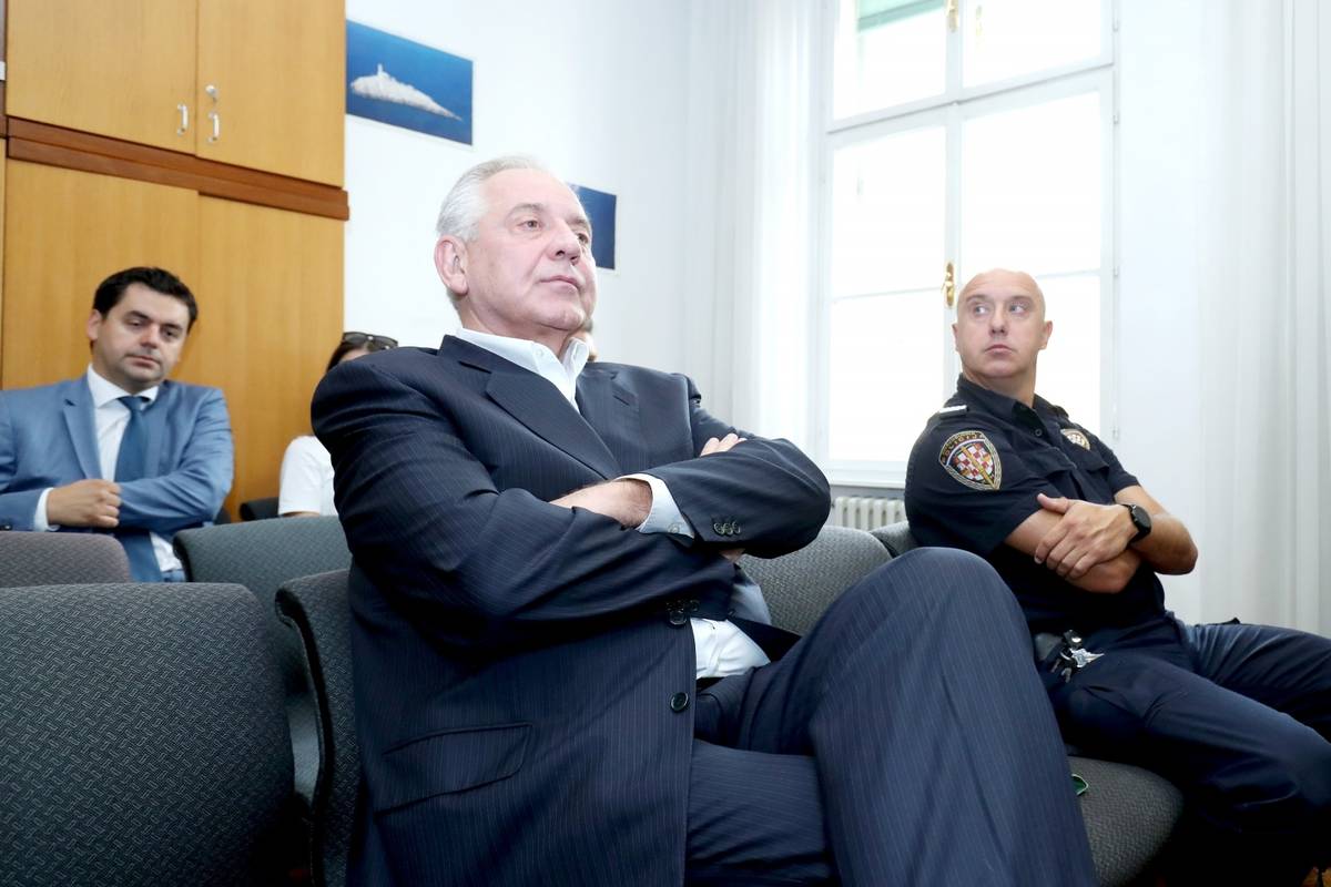 Ivo Sanader zbog komplikacija završio u 'zaraznoj' u Zagrebu