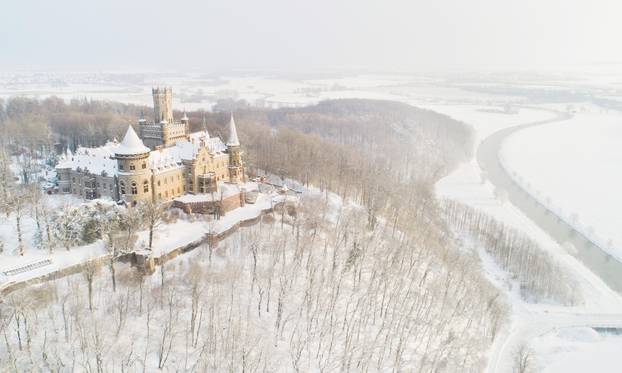 Kao bajka: Dvorac Marienburg prekriven snježnim pokrivačem