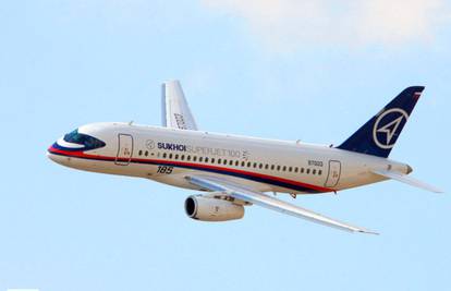 Ruski zrakoplov s 44 ljudi je nestao s radara iznad Jakarte