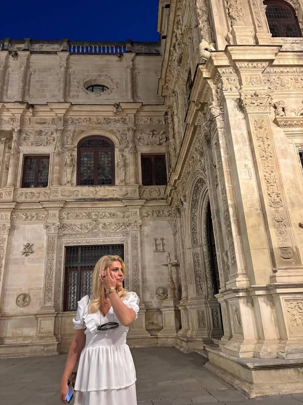 Nakon što je otkrila da ljubi košarkaša, Katarina Baban pokazala je figuru u badiću