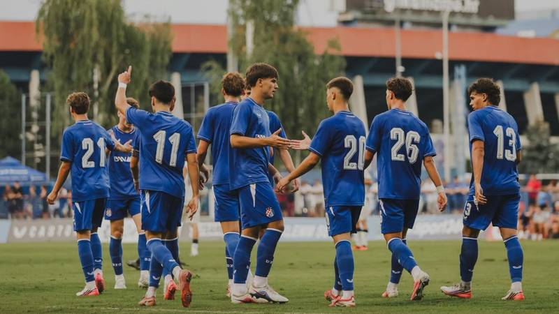 DINAMO U FINALU 'Modri' dali četiri komada Portugalcima, branit će titulu na Ramljaku!