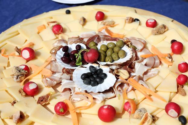 Šibenik: Podjela hrane na uskršnji ponedjeljak