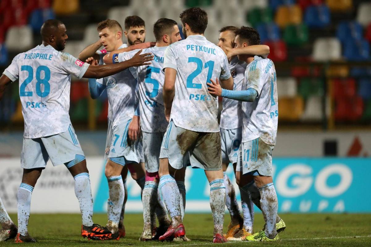 Dinamo je za sada ranjiv, no sreća je ipak pomazila 'modre'
