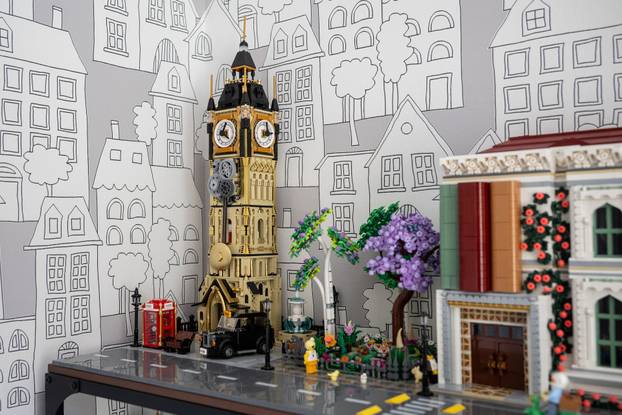 FOTO Feminnemka Pamela kod kuće napravila mali Legoland: Zavirite u njen šareni svijet