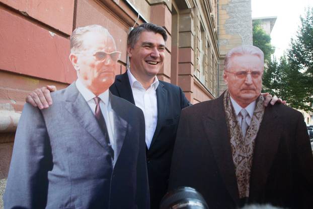 Zagreb: Zoran Milanovi? nasmijan nakon glasovanja gdje je bio izuzetno ozbiljan
