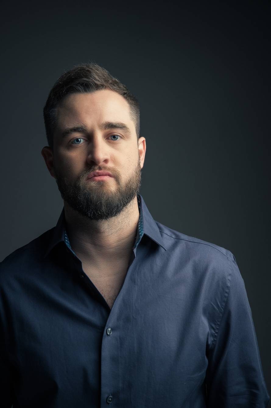 Matija Cvek premijerno je izveo pjesmu 'Zalazak': 'Sretan sam što je napokon dobila prostor...'