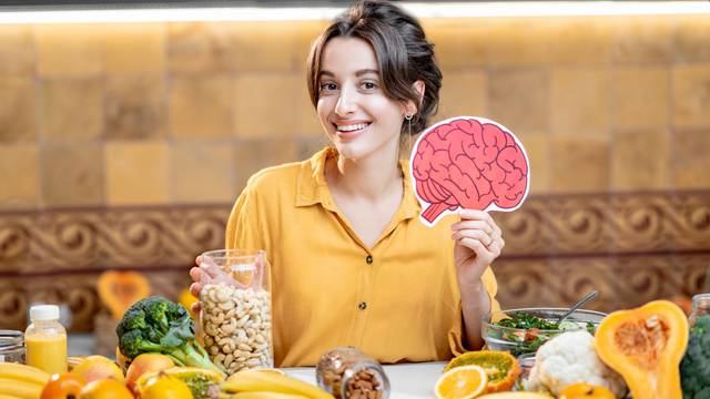 Hrana za mozak: Šest grickalica s kojima ćete duže ostati bistri