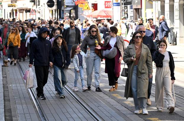 Zagreb: Održana je kulturna manifestacija Projekt Ilica Q'ART