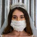 Mladenke u Turskoj uz cvijeće, veo i vjenčanicu biraju i -  maske
