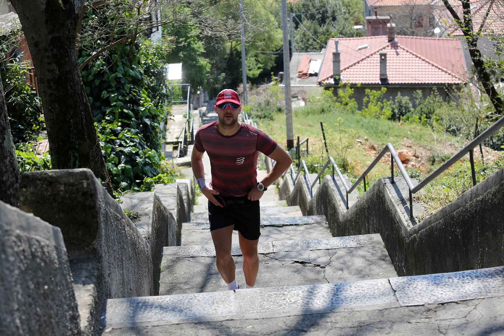 Leon se na Zagrepčanku popeo 214 puta da pomogne dječaku