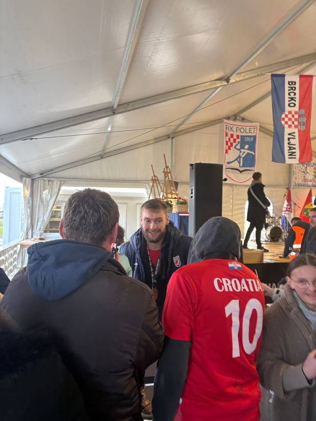 FOTO Brckovljani dočekali svoje brončane junake! Kuzmanović i Raužan oduševili sve prisutne