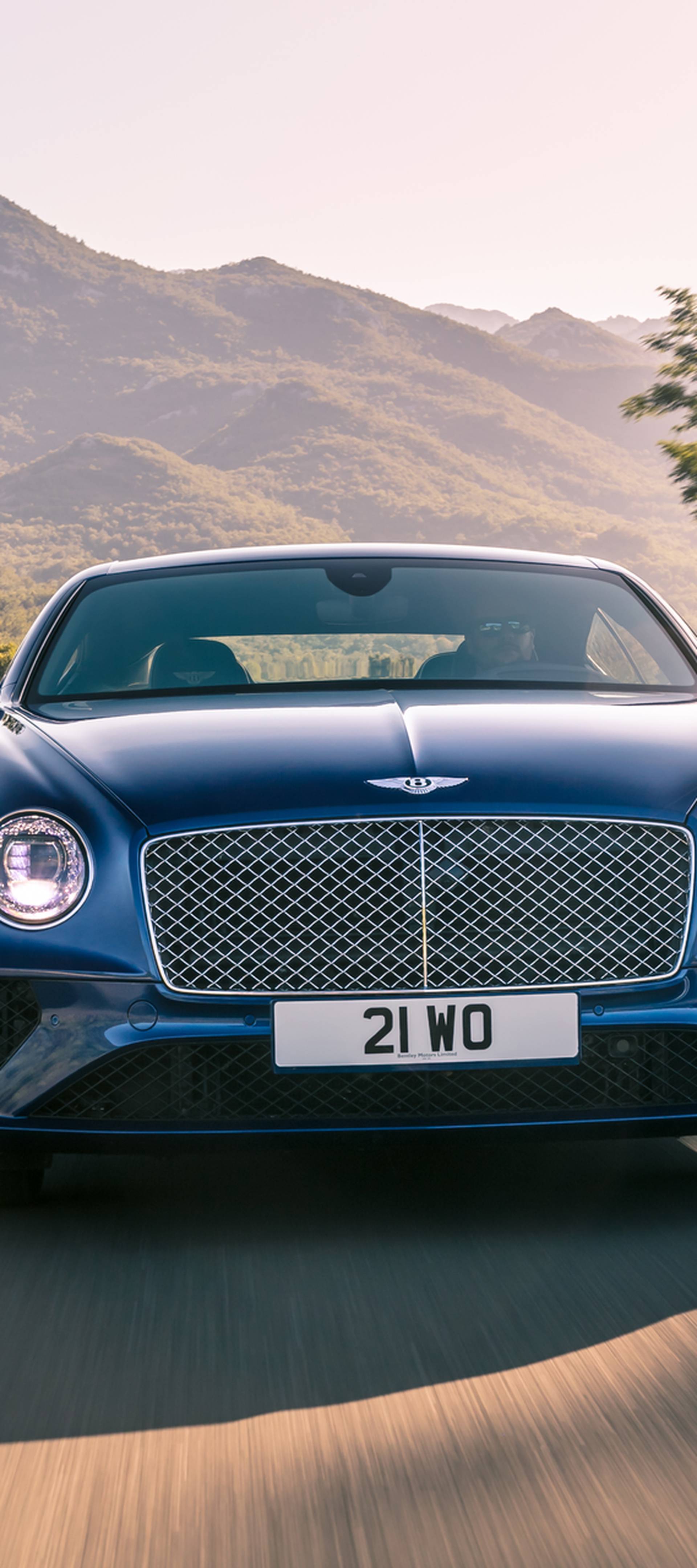 Novi Bentley izgleda kao da su ga napravili za Jamesa Bonda