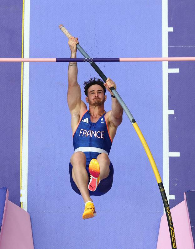 Athletics - Men's Pole Vault Qualification