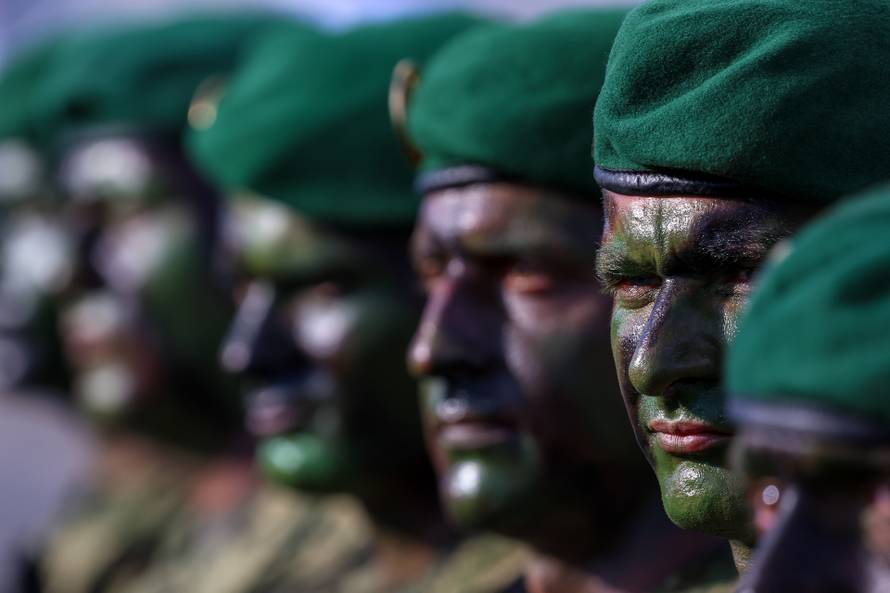 Zagreb: Svečani vojni mimohod u povodu 30 godina VRO Oluja