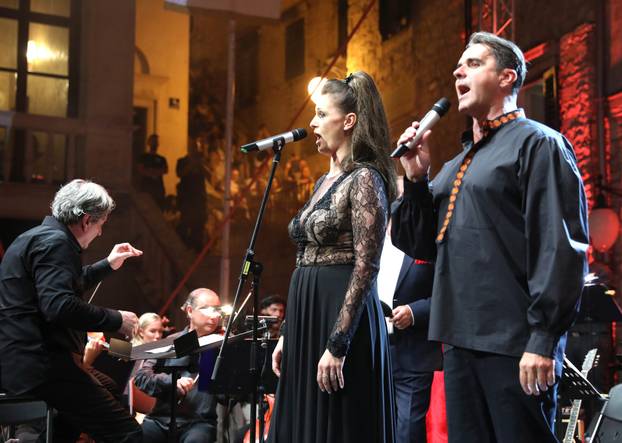 Šibenik: Prva večer 26. festivala Dalmatinske šansone 