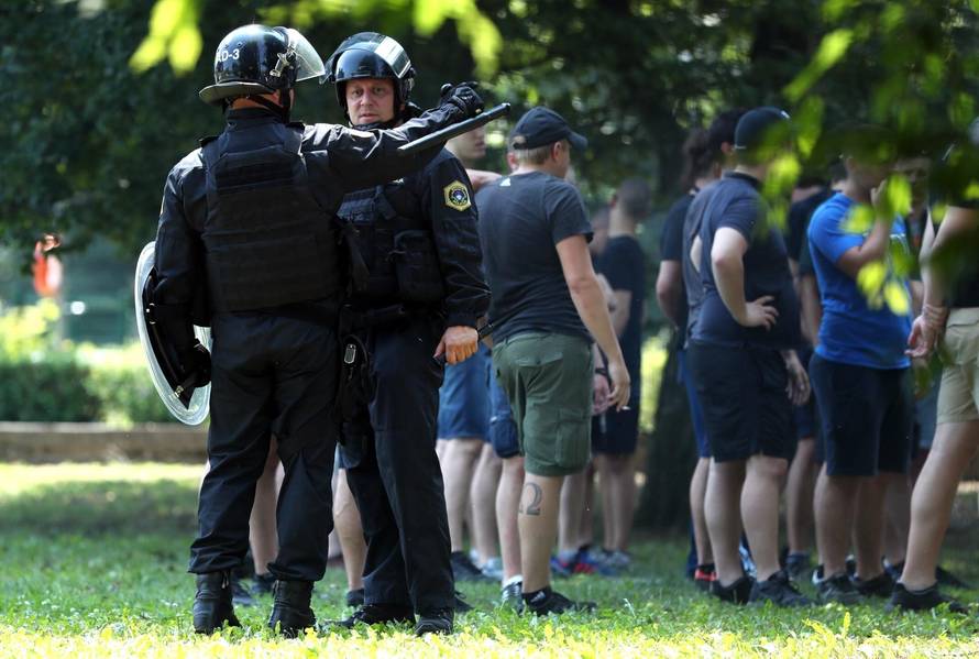Murska Sobota: 50ak BBB-a pokuÅ¡alo uÄi na utakmicu, intervenirala policija
