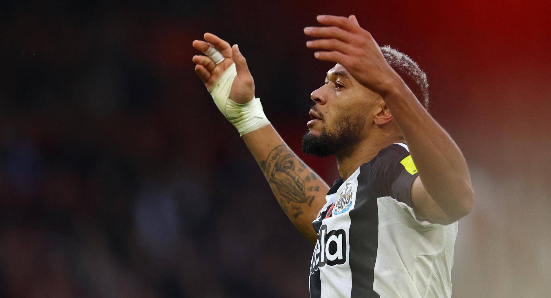 Premier League - Nottingham Forest v Newcastle United