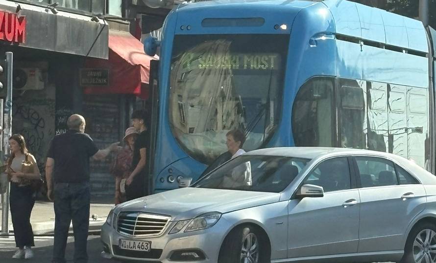 Prometni kaos na Kvatriću: 'Nastao je veliki zastoj...'