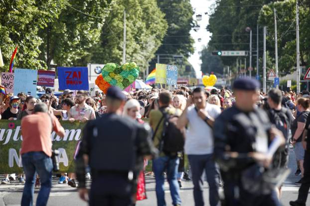 Zagreb: 21. Povorka ponosa pod sloganom "Dajte nam naša četiri zida!"