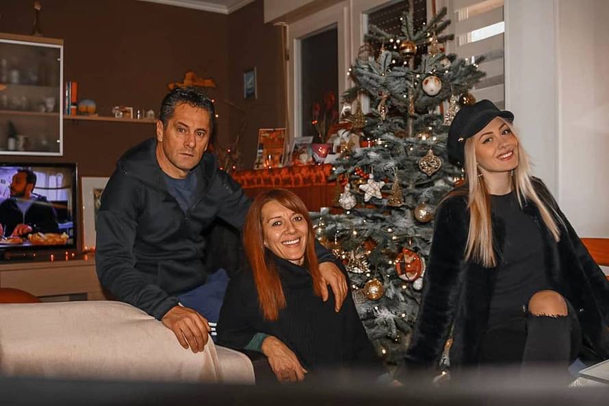 Albina, sretno! 'Nije me strah. Brinula sam se za zdravlje cijele ekipe, ali tu smo, uzbuđeni smo'