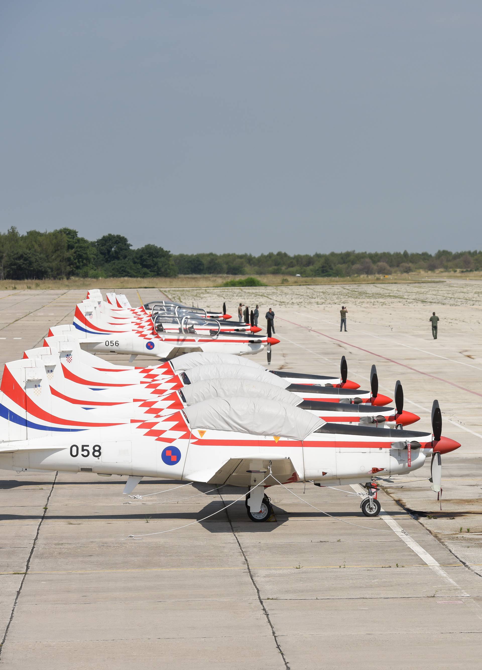 Kraljevska grupa Red Arrows posjetila je naša Krila Oluje