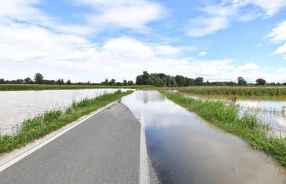 Dravska voda prodire i u Torčec, u mjestu su oglasili i sirene uzbunu: Evakuirali stanovnike