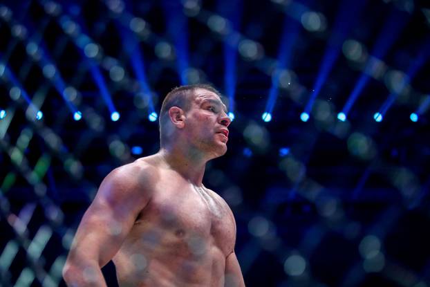 Zagreb: Borila&ccaron;ki spektakl KSW 51, Ante Delija - Oli Thompson