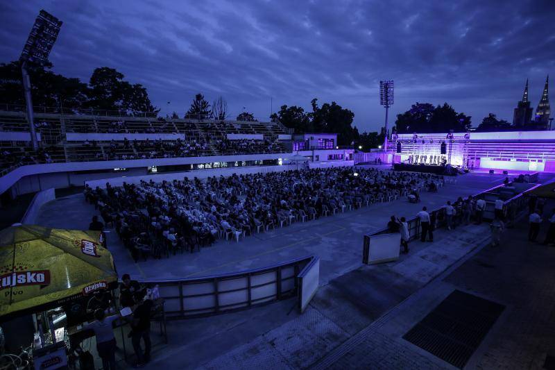 Klapa Cambi oduševila brojnu publiku na zagrebačkoj Šalati