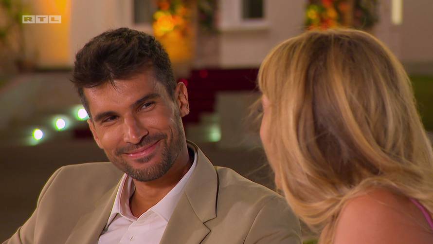 Koja epizoda! Miloš se zbližio s Maidom, Šime je ljubio Anu, a čak su ih dvije cure napustile!