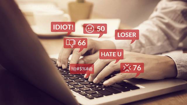 Snose li političari odgovornost za govor mržnje na društvenim mrežama? EU je jednog kaznio