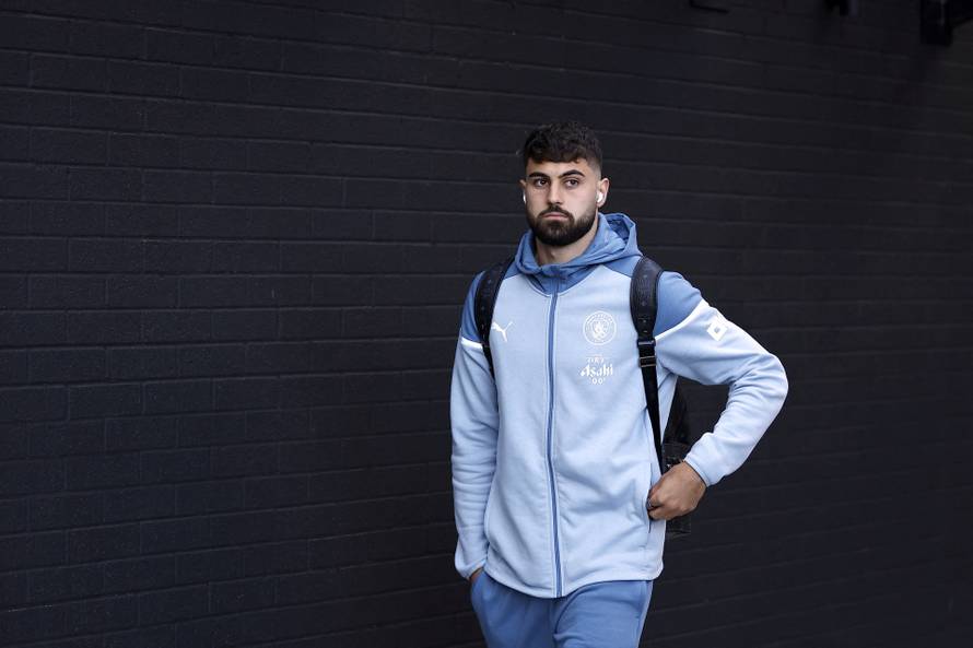 Premier League - Burnley v Manchester City