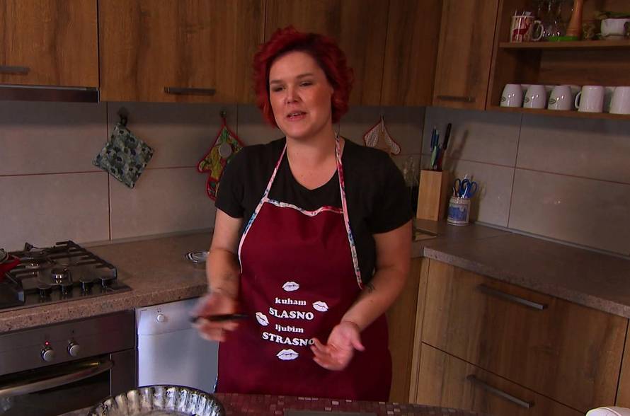 Podbadanje Višnjice i Mare zasjenilo Antonijina jela: 'Kupus salata je bila kao za praščiće'