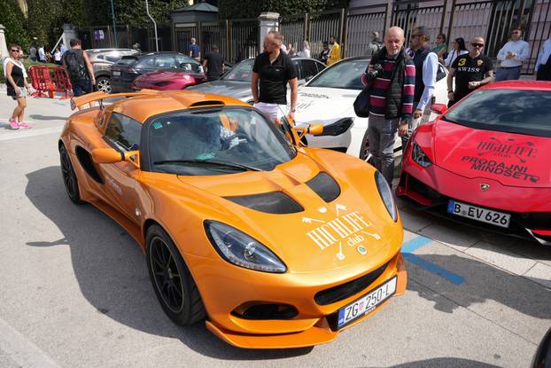 Rovinj: Karavana ekskluzivnih automobila 