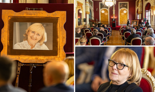 FOTO Održana komemoracija za Veru Svobodu: 'Kroz pjesme je prenosila ime naše Slavonije'