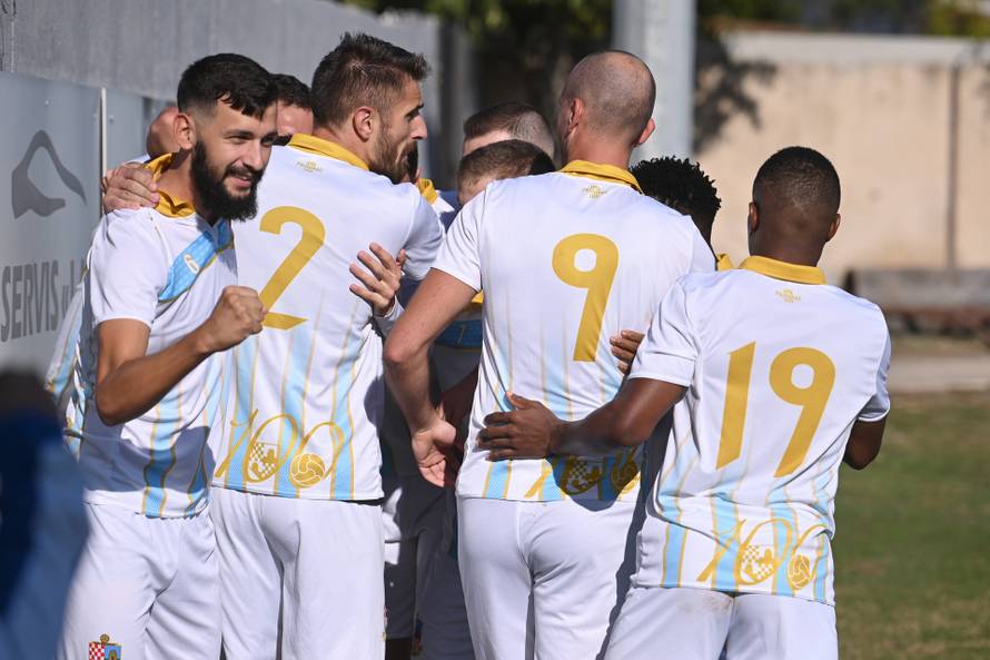 Biograd na moru: Primorac i Varaždin sastali su se u 1/16 finala Supersport hrvatskog nogometnog kupa