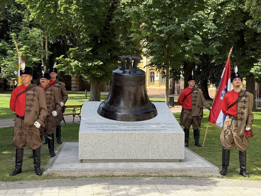 Vinkovci slave 1100. obljetnicu Hrvatskog Kraljevstva