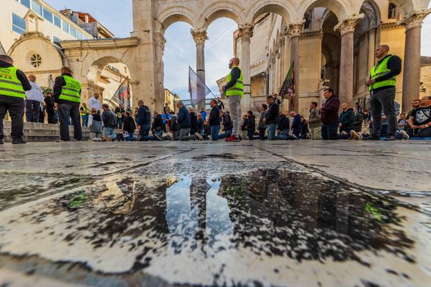 Split: Molitelji na Peristilu okupili su se i ove prve subote u mjesecu