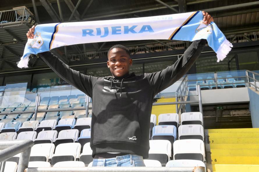 Najava prodaje kluba? Rijeka je dovela špicu iz Bournemoutha: 'Osjetio sam da me jako žele tu'