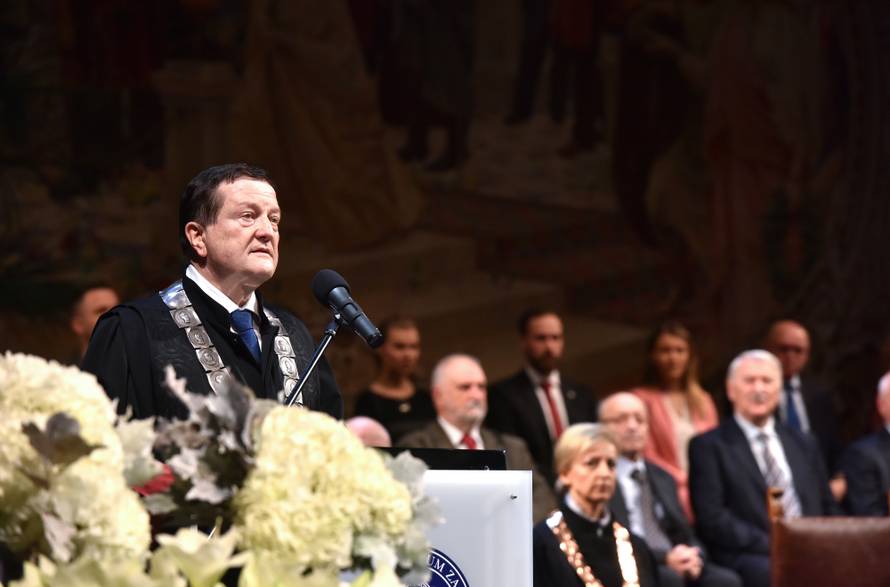 SveÄana sjednica Senata SveuÄliÅ¡ta u Zagrebu