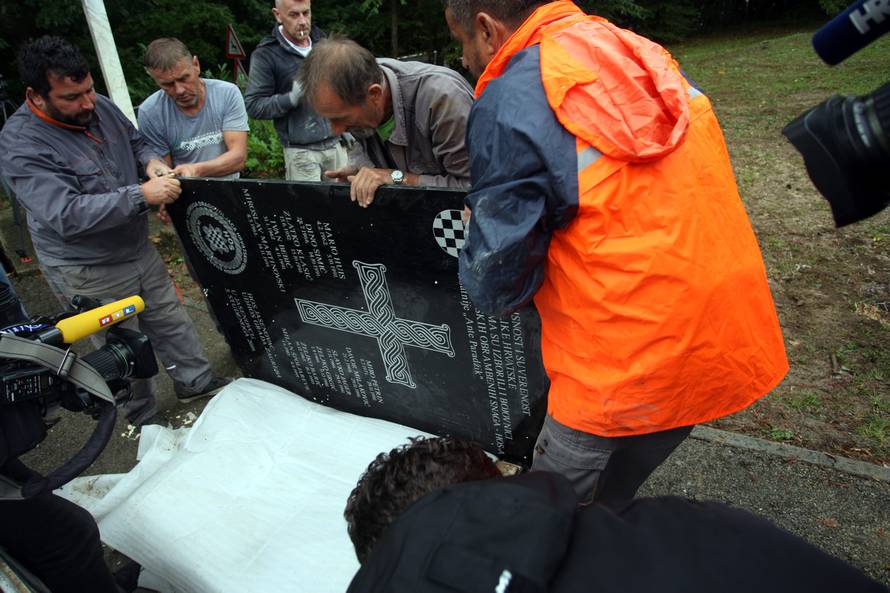 'Nismo fašisti! Ploča sa svim oznakama ide na drugo mjesto'