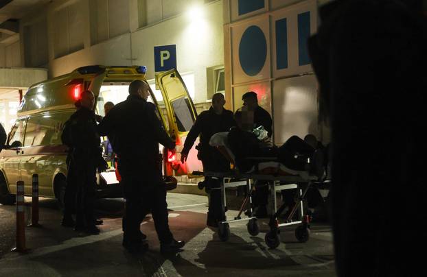 Požar u splitskom zatvoru, zatvorenici dolaze na hitni prijem u Firule 