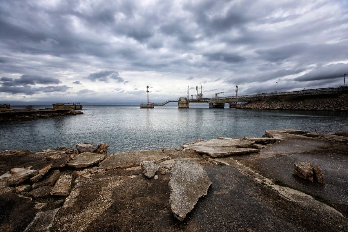 LNG na Krku postaje isplativ- za zakup su se javili Mađari, preko Krka će ići 2 milijarde kubika