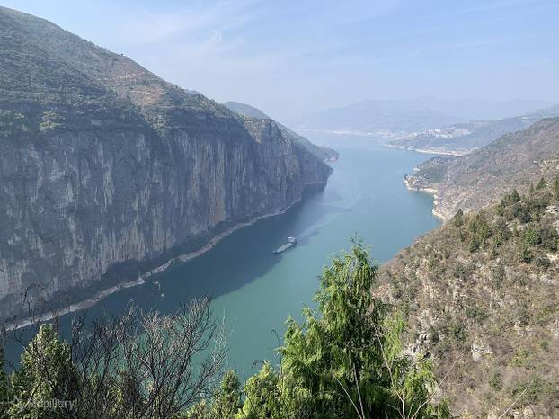 FOTO Ovaj 8D grad u Kini prkosi logici: Biste li se snašli u ovom arhitektonskom labirintu?